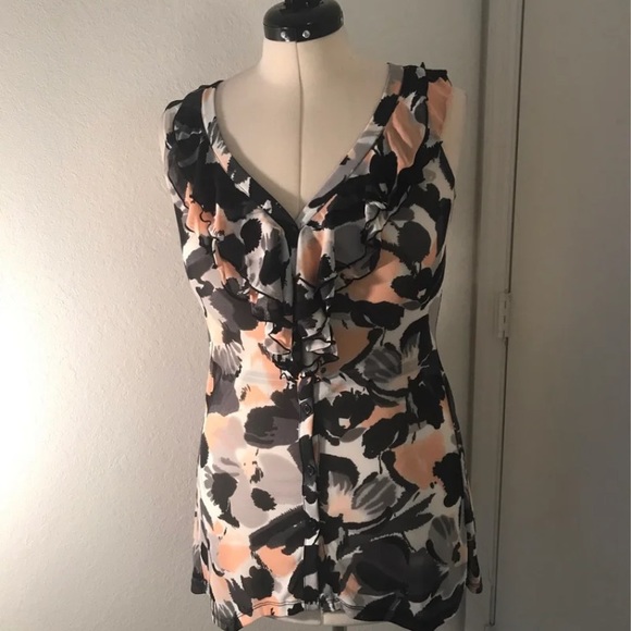 INC International Conncepts v-neck long floral tank - Picture 1 of 4
